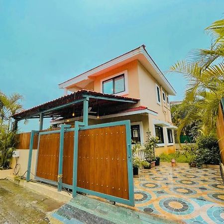 Corner House, Lonavla By Meheru-4 Bhk Villa With Pool Exterior foto