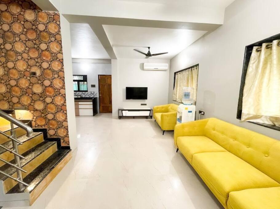 Corner House, Lonavla By Meheru-4 Bhk Villa With Pool Exterior foto